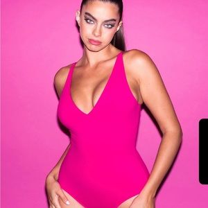 TA3 plungey suit 💖